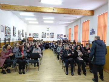 Ziua Unirii Principatelor Române, celebrată de elevi și profesori ai Colegiului „E. Hurmuzachi” Rădăuți