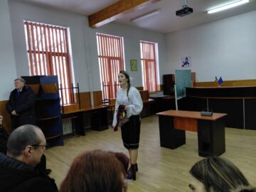 Ziua Unirii Principatelor Române, celebrată de elevi și profesori ai Colegiului „E. Hurmuzachi” Rădăuți