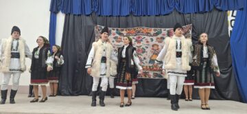 „Mica Unire”, celebrată cu emoție și tradiție la Liceul Tehnologic „Ștefan cel Mare” din Cajvana