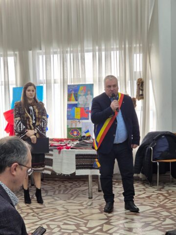 „Mica Unire”, celebrată cu emoție și tradiție la Liceul Tehnologic „Ștefan cel Mare” din Cajvana
