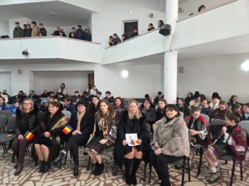 „Mica Unire”, celebrată cu emoție și tradiție la Liceul Tehnologic „Ștefan cel Mare” din Cajvana