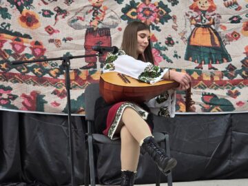 „Mica Unire”, celebrată cu emoție și tradiție la Liceul Tehnologic „Ștefan cel Mare” din Cajvana