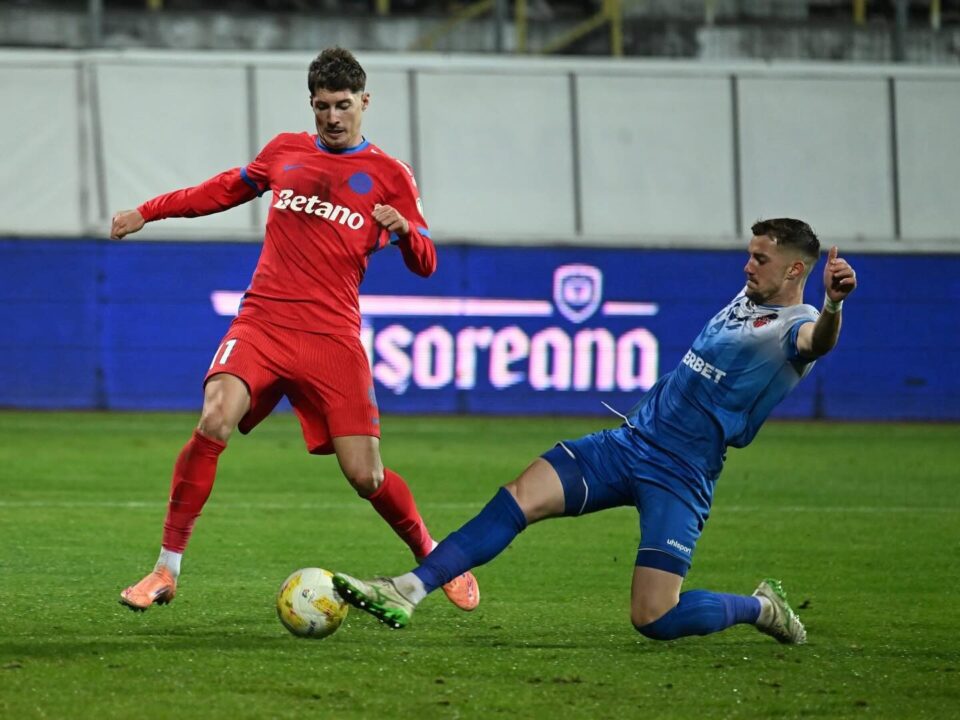 Stejărel Vișinar, aici în duel cu fecesebistul David Miculescu