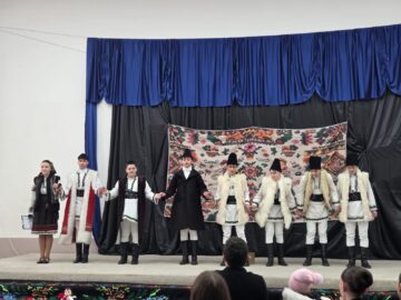 „Mica Unire”, celebrată cu emoție și tradiție la Liceul Tehnologic „Ștefan cel Mare” din Cajvana