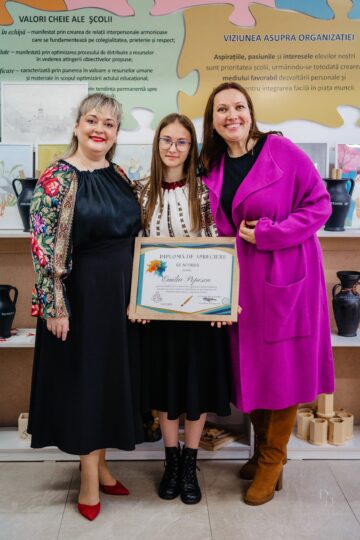 „Lumea satului” văzută prin ochii elevei Emilia Popescu, de la Marginea