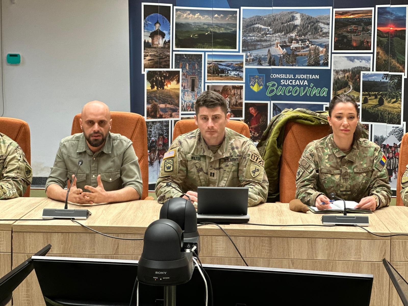 Prefectul Andronachi a avut o întâlnire de lucru cu specialiști din armatele din România și SUA în cooperare civilă și militară