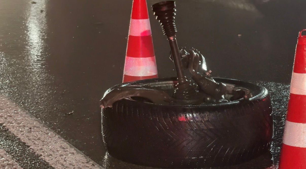 Accident cu trei autoturisme și doi răniți după o neatenție a unuia dintre șoferi