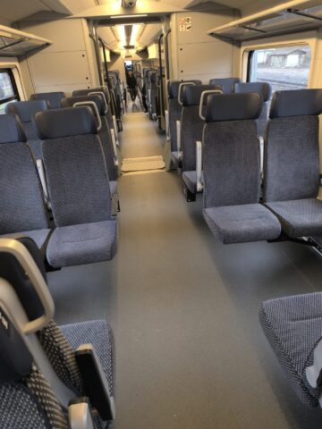 Tren electric nou, fabricat în Polonia, testat la Suceava. Noile rame vor intra treptat în circulație