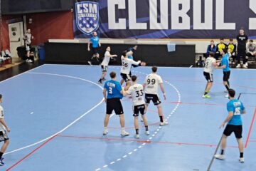 CSU Suceava a susținut două meciuri amicale împotriva celor de la CSM București CSU Suceava a susținut două meciuri amicale împotriva celor de la CSM București