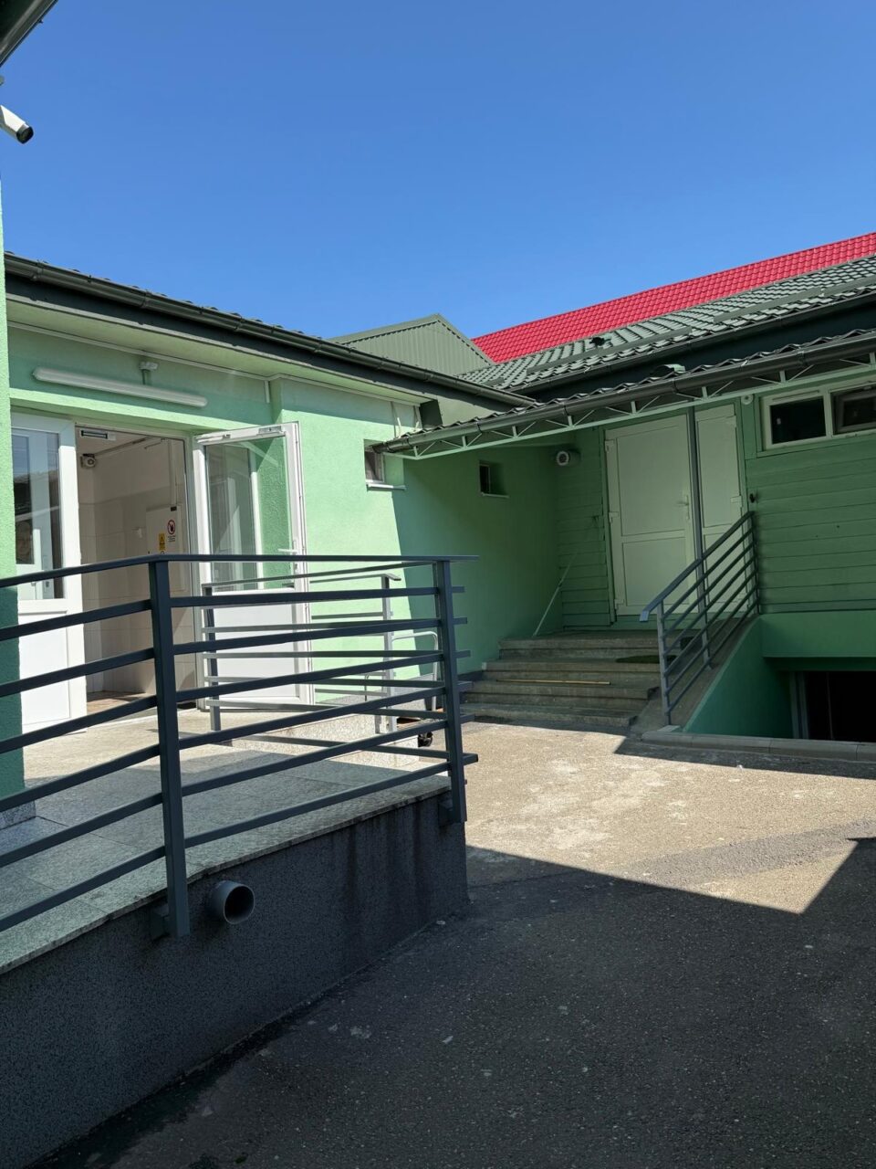 Un student și 102 elevi și preșcolari sărmani mănâncă zilnic, gratuit, la cantina Primăriei Suceava