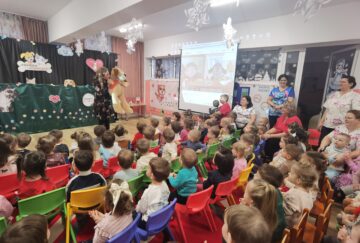 ”Prietenul meu, cățelul” – surpriză educațională pentru copiii de la Creșa nr. 1 Suceava