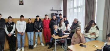 „Educație pentru pace și respect”, activitate a Consiliului Școlar al Elevilor de la Liceul “Oltea Doamna” Dolhasca