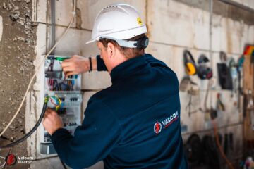 ValCom Electric – Soluții electrice profesionale pentru persoane fizice, juridice și instituții ValCom Electric – Soluții electrice profesionale pentru persoane fizice, juridice și instituții