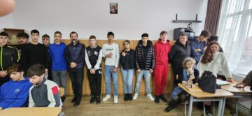 „Educație pentru pace și respect”, activitate a Consiliului Școlar al Elevilor de la Liceul “Oltea Doamna” Dolhasca