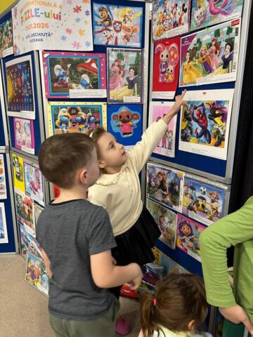 Ziua Internațională a Puzzle-ului, sărbătorită prin joc și colaborare, la Grădinița Așchiuță