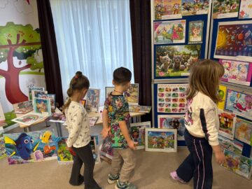 Ziua Internațională a Puzzle-ului, sărbătorită prin joc și colaborare, la Grădinița Așchiuță