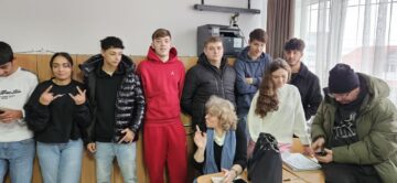 „Educație pentru pace și respect”, activitate a Consiliului Școlar al Elevilor de la Liceul “Oltea Doamna” Dolhasca