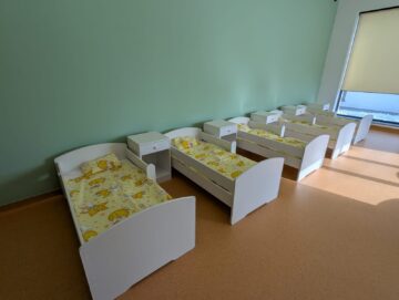 Ministrul Dezvoltării, Cseke Attila, a inaugurat marți noua creșă din Siret