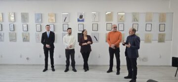 „Umanul provocator”, de Alexandru-Gabriel Juravle, „o expoziție despre identitate ca spectacol”