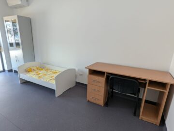 Ministrul Dezvoltării, Cseke Attila, a inaugurat marți noua creșă din Siret