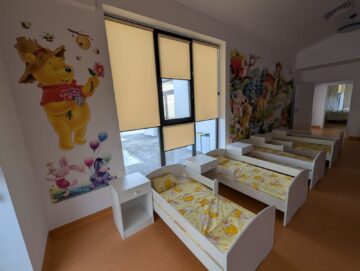 Ministrul Dezvoltării, Cseke Attila, a inaugurat marți noua creșă din Siret