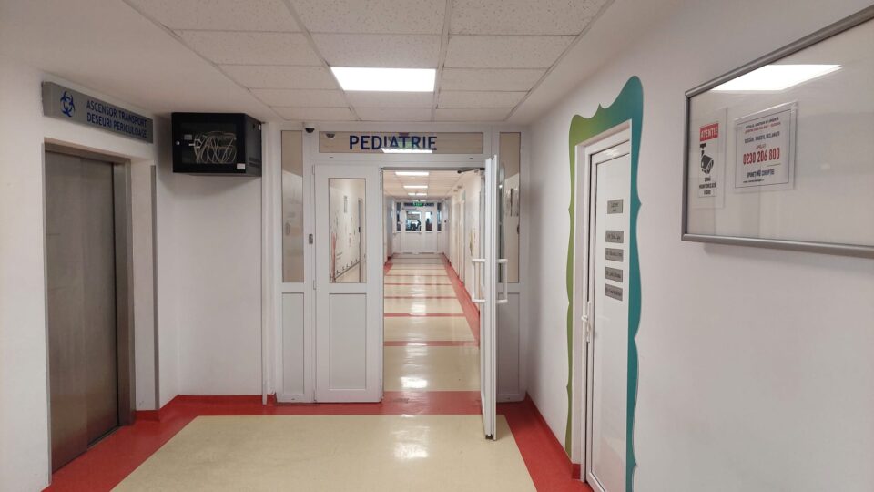 Copii cu cancer din toată țara, transferați la spitalul Clinic din Suceava pentru investigații de înaltă performanță