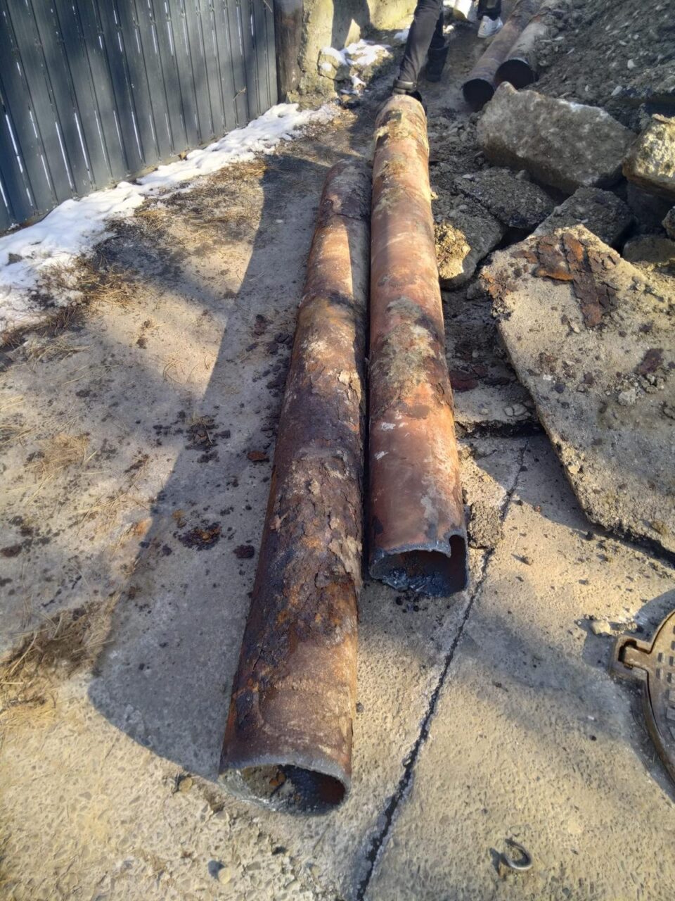 Trei zile fără căldură și apă caldă pentru zeci de familii din Zamca