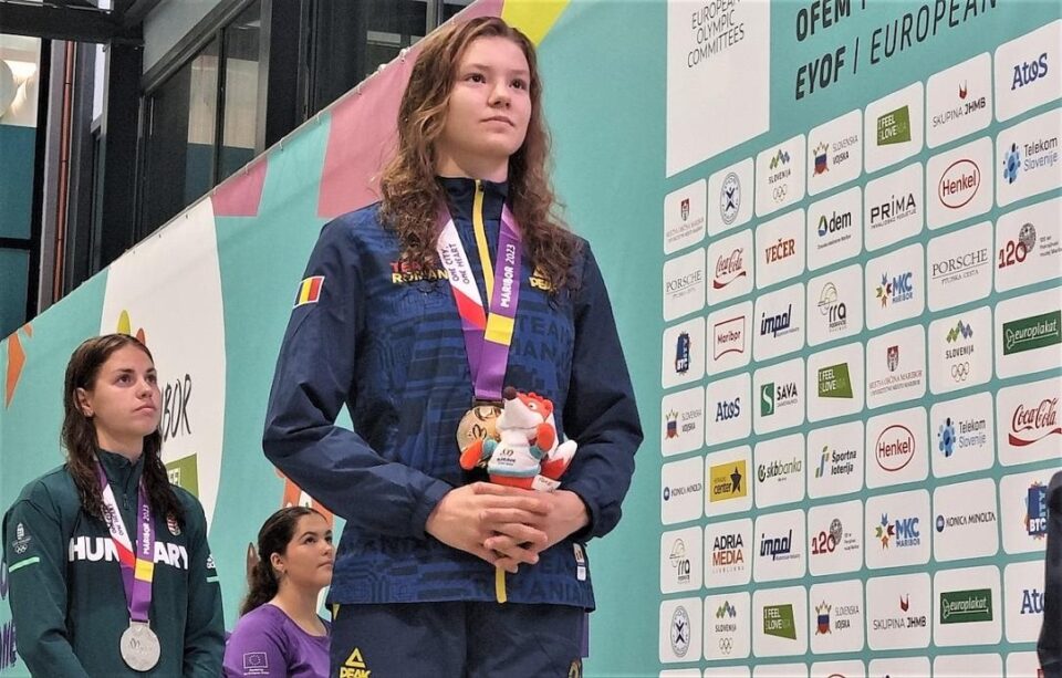 Aissia Prisecariu s-a impus la Campionatul European în ape înghețate cu record mondial Aissia Prisecariu s-a impus la Campionatul European în ape înghețate cu record mondial