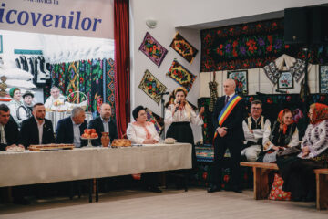 Frânturi din lumea satului de odinioară, la Vicovu de Sus