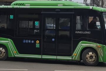 Microbuzul implicat în accident