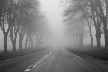 Localitățile din zona joasă a județului Suceava se află sub cod galben de ceață și polei