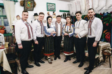 Momente artistice de neuitat, la „Șezătoarea Vicovenilor”, un eveniment dedicat tradițiilor autentice
