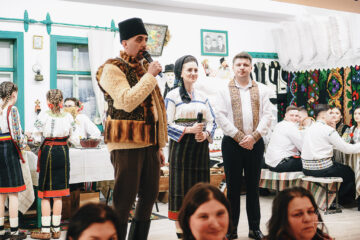 Momente artistice de neuitat, la „Șezătoarea Vicovenilor”, un eveniment dedicat tradițiilor autentice