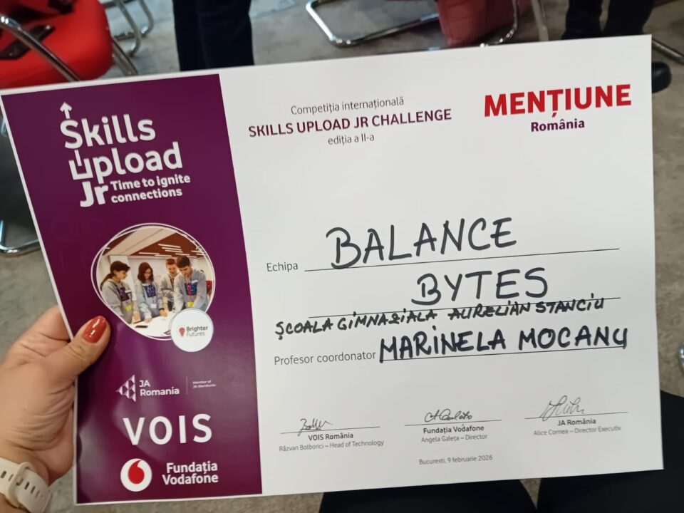 Elevii din Salcea, premiați la București, pentru o aplicație care monitorizează timpul petrecut pe internet