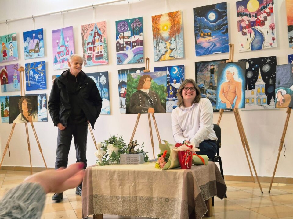 Cristian Vlădeanu, elev al Colegiului „Hurmuzachi” Rădăuți, a lansat romanul „Daffodil: Steaua Căzătoare”