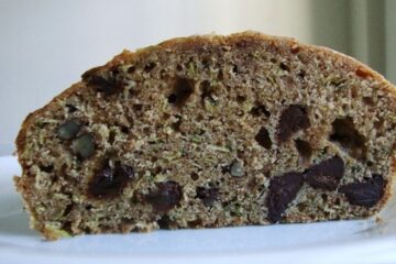 „Boii ară şi caii mănâncă”