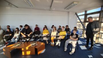 ”Dealurile Californiei”, spectacol cu o distribuție generoasă, energie unică și muzică live, pe scena TMMVS