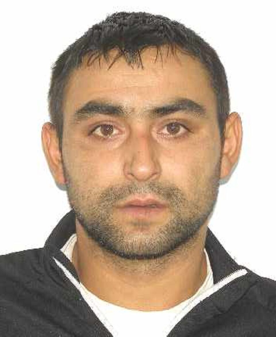 Dat în urmărire pentru viol asupra unei minore