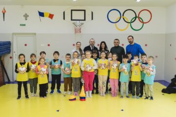 Programul național „Ora de Fotbal” a ajuns în școlile gimnaziale din Vatra Dornei