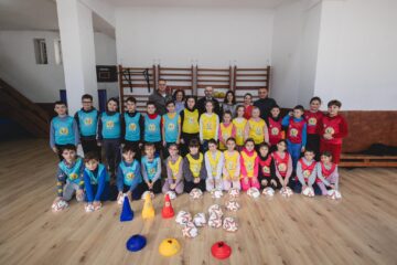 Programul național „Ora de Fotbal” a ajuns în școlile gimnaziale din Vatra Dornei