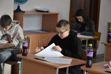 Lot consistent de elevi suceveni la Olimpiada națională de polonă maternă