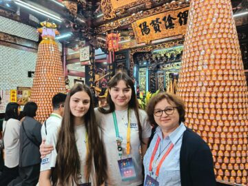 Cezara Ilinca Tui,  Teodora Ionela Lauric și Anca Greculeac