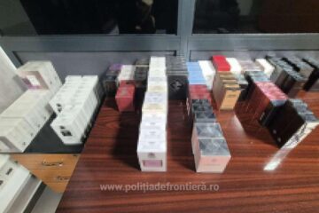 Parfumuri în valoare de 9.000 de euro, confiscate de la un ucrainean, în PTF Siret