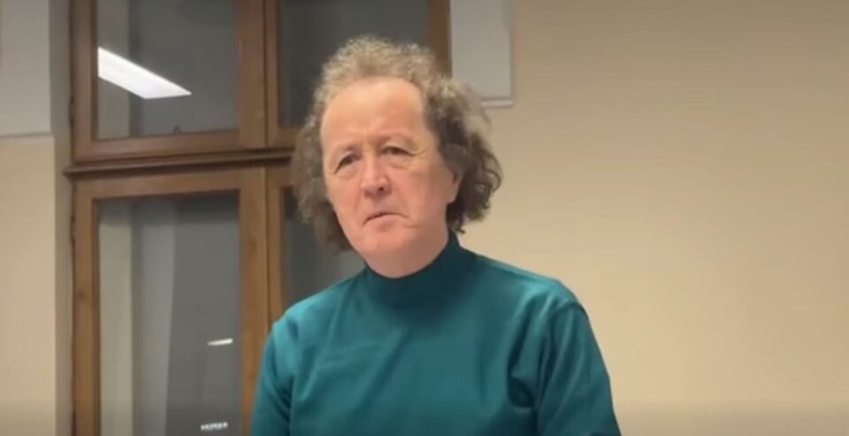 Dan Strutinschi: „Nu vă așteptați la literatură, pentru că nu este. Este o scriere ușoară, prin care spun lucruri serioase, glumind, zâmbind”