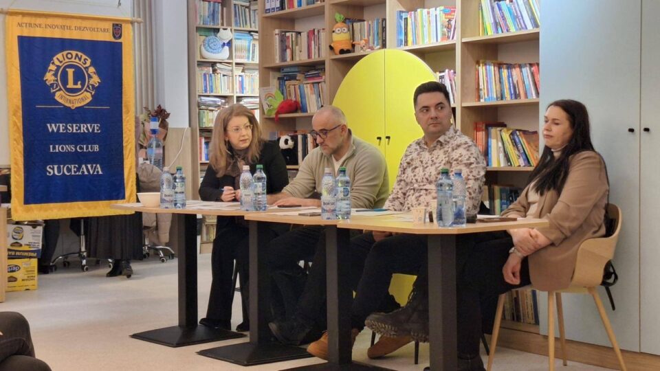 Un proiect pentru prevenirea violenței în școli propulsează un elev sucevean în competiția națională „Tânărul Ambasador”