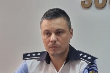 Patru indivizi, reținuți în arest după ce s-au luat la bătaie în urma unei tamponări în trafic