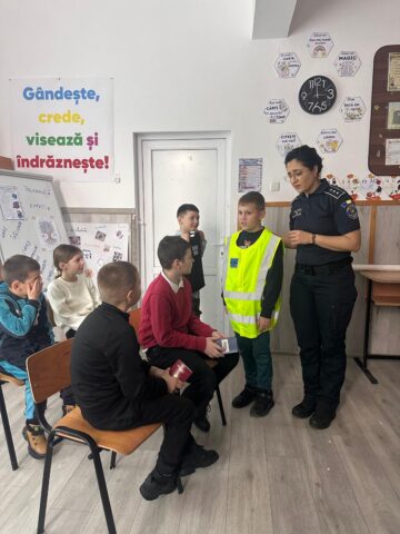 „Porți deschise în Europa” – lecție de educație civică și responsabilitate la Liceul Teoretic „Iorgu Vârnav Liteanu” din Liteni