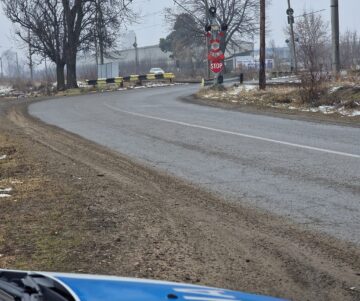 Trecerile la nivel cu calea ferată, luate în colimator de polițiști