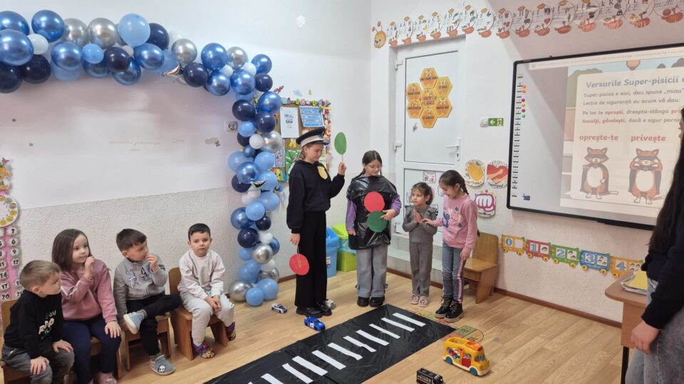 Oprește-te, privește, ascultă, gândește! – Copiii devin pietoni isteți