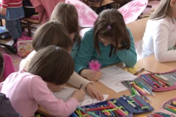 Elevii și preșcolarii încheie modulul III și intră în vacanță